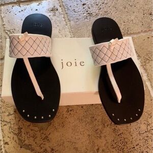 Joie Batton White Quilted Leather Sandal 38.5 8 8.5 T Strap Thong